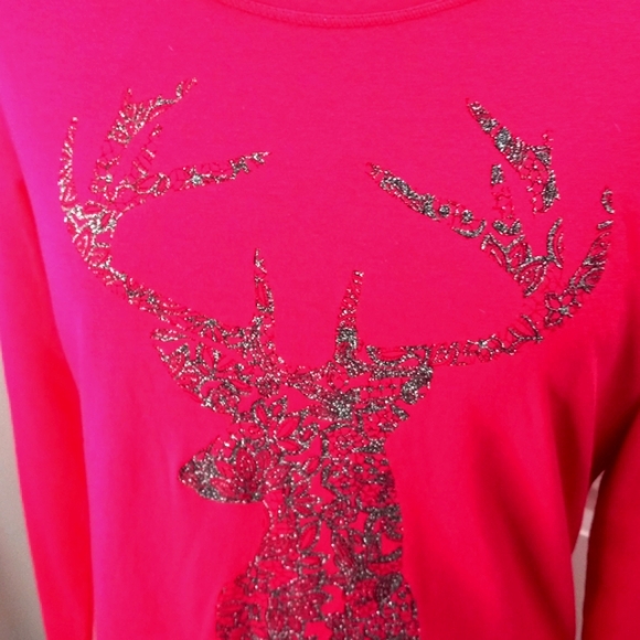 Hanes Hot Pink Embellished Deer T Shirt. Size Med - Picture 3 of 5